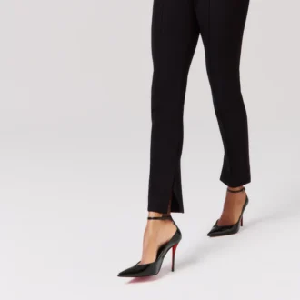 Erozee – 100 mm pumps med remmar – lackat kalvskinn – svart – dam