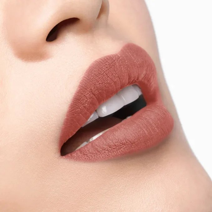 Rouge Louboutin Velvet Matte – Matt läppstift – Ballerina Blush 305M USA Rouge Louboutin Velvet Matte – Matt läppstift – Ballerina Blush 305M USA