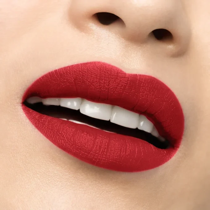 Rouge Louboutin Velvet Matte – Matt läppstift – Red Dramadouce 005M Rouge Louboutin Velvet Matte – Matt läppstift – Red Dramadouce 005M