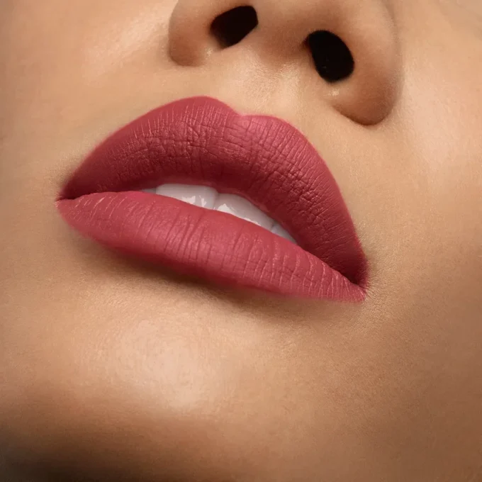 Rouge Louboutin Velvet Matte Mooncrest – Matt läppstift i begränsad upplaga – Epic Brunette 318M Rouge Louboutin Velvet Matte Mooncrest – Matt läppstift i begränsad upplaga – Epic Brunette 318M
