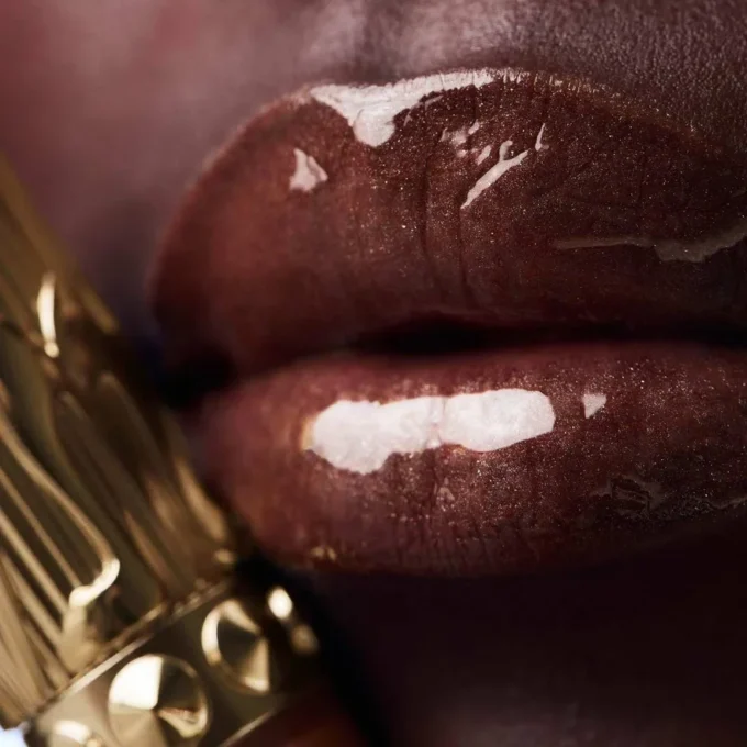 Rouge Stiletto Vinyl Gloss Copper Fever 352V Copper Fever – Christian Louboutin Beauty USA