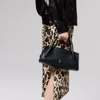 Venus Mini – Crossbody-väska – Kalvskinn – Svart